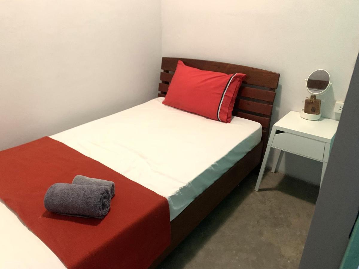 Sleep Sheep Phuket Hostel SHA Buitenkant foto