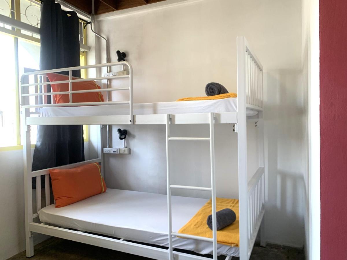 Sleep Sheep Phuket Hostel SHA Buitenkant foto