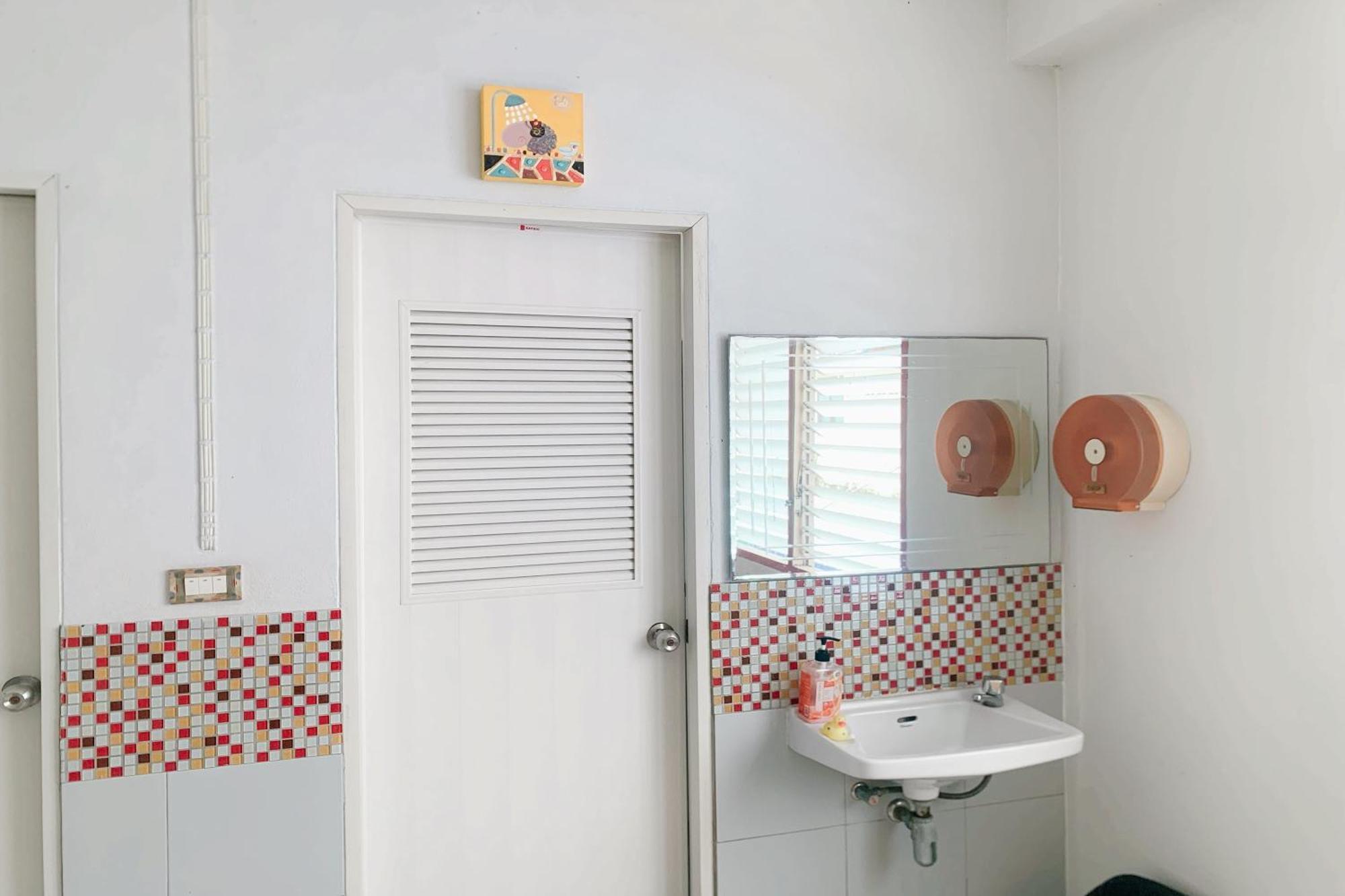 Sleep Sheep Phuket Hostel SHA Buitenkant foto
